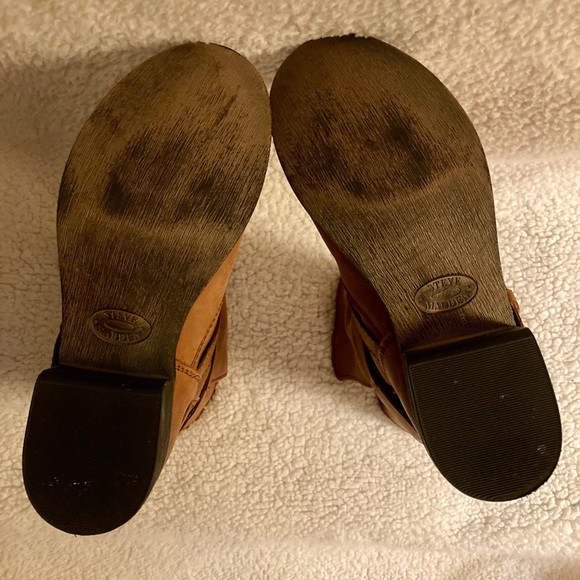 Steve Madden Brewzzer Cognac Leather Belted Boot - Picture 6 of 10